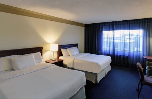 Rouyn-Noranda Hotel | Le Deville par G5