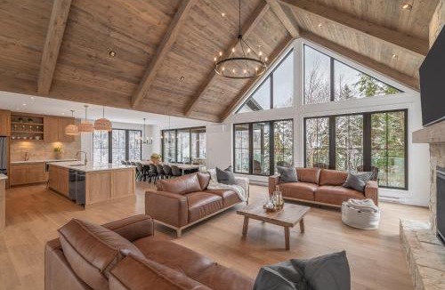 Stoneham Apartment | Le Zenith