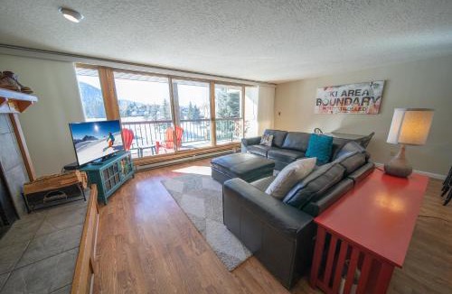 Lakeside Village House | Lenawee 1741 by SummitCove Lodging in Colorado