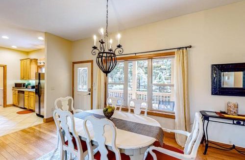 Whittier Apartment | Link Vacation