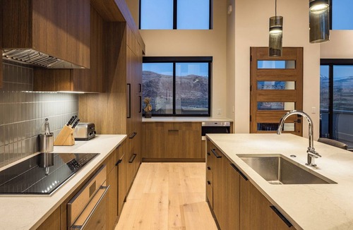 Moab House | Lionsback Resort