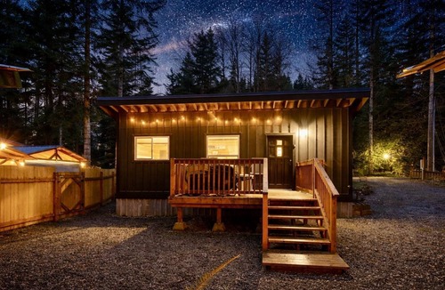 Paradise Estates House | Little Creek