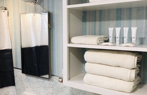 Sitka Apartment | Livy's Landing Unit 1