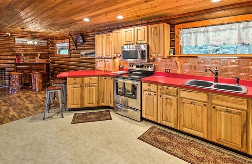 Sutton House | Lodge 88: Lakefront, Dock, Boats & Wildlife
