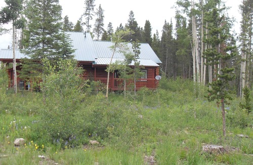Breckenridge Cabin | Log Cabin Mountain Getaway - Ski, Hike, bike, X Country Ski & Snowshoe trails