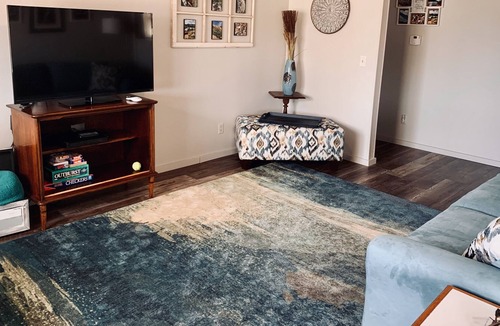 Woodward House | Lola’s on Maple - Updated, Modern, Comfortable, Cozy, Relaxing.