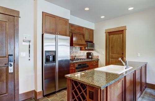 River Run Condo | Lone Eagle 3031