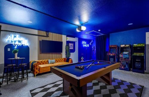 Southampton House | Lone Star Luau - Pool Spa Billiard & Sport Court