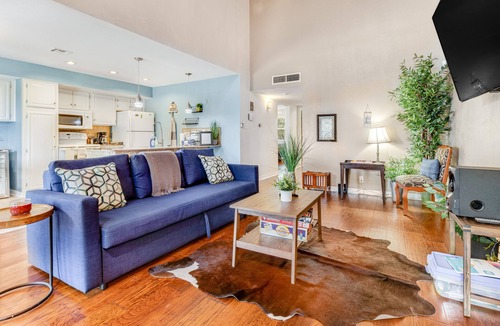 Point Venture House | Lovely condo with Olympic-size pool, central AC, balcony, & washer/dryer
