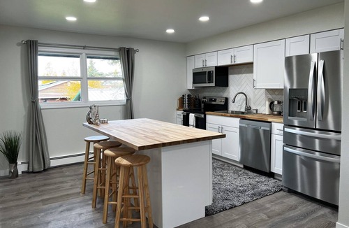 Spenard Apartment | Lovely remodeled 2bd 1.5bt apt in a midtown #1