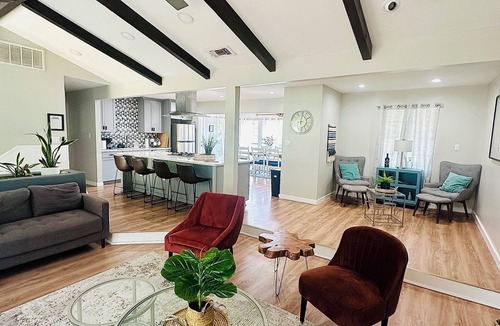 Windsor Hills House | Low Summer rates, Pond views , SLPS 12