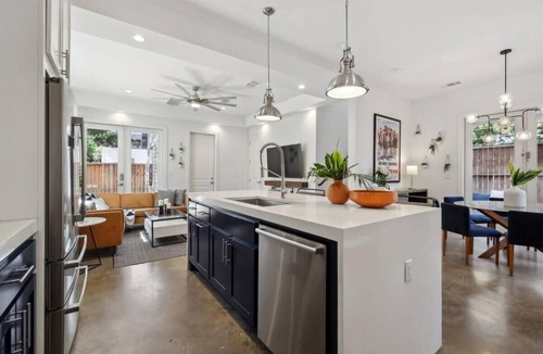 Govalle House | Luxe 8BR Austin Combo | Pool, Grill & Rooftop Deck
