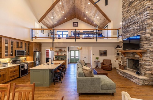Old Fields Cabin | Luxe Mountain Haven - Mountain Views, Hot Tub, Game Loft