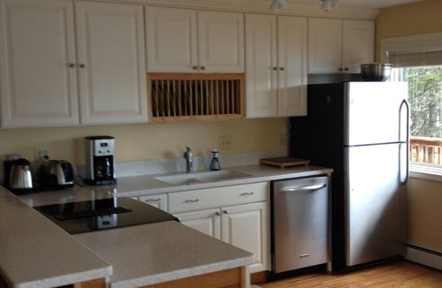 Kodiak Apartment | Luxurious Accommodations With Spectacular Ocean Views