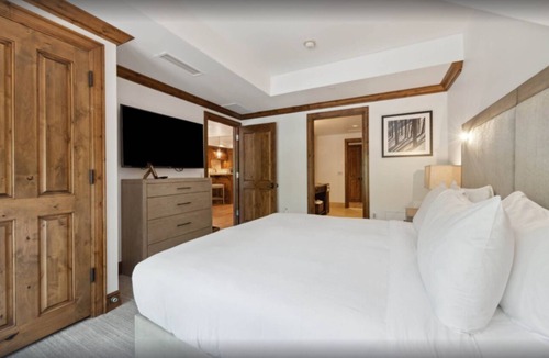 Downtown Resort | Luxurious Mountain Retreat. Property is only available on June 10-14, 2026.