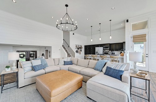 Granite Shoals Cottage | Luxurious Retreat on Lake Lbj: Pool, Hot Tub, Dock