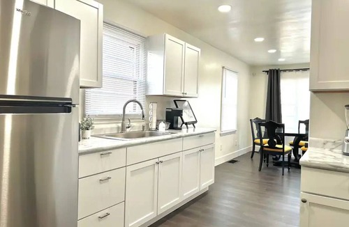 Dayton House | Luxurious Wright View Home
