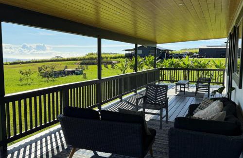 Honomu House | Luxury Farm Stay with Hot Tub, Cold Plunge and Cuddle Cows