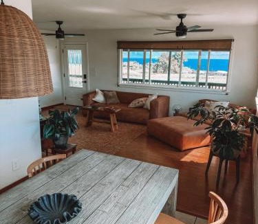 Honomu House | Luxury Farm Stay with Hot Tub, Cold Plunge and Cuddle Cows
