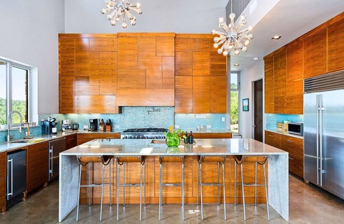 Dripping Springs Cottage | Luxury Hilltop Villa With Hot Tub & Scenic Views