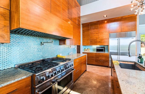 Dripping Springs House | Luxury Hilltop Villa with Hot Tub & Scenic Views