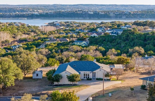 Highland Lake Estates House | Luxury Lakeview Retreat - Pool - Hot Tub - Firepit
