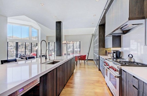 Vail Condo | Luxury Penthouse in Vail | Shared Hot Tub