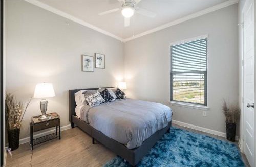 McNeil Apartment | Luxury Townhomes - Evonify Stays