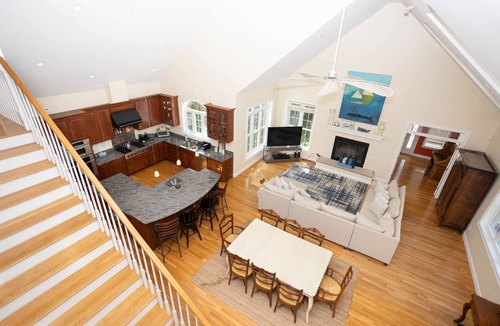 Ogunquit House | Magnificent Six Bedroom Ogunquit Estate - Pet Friendly!