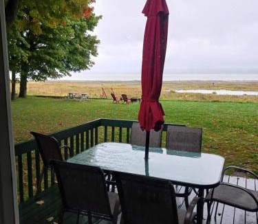 Saint-Jean-de-l'lle-d'Orleans Ski Chalet | Maison Marcotte