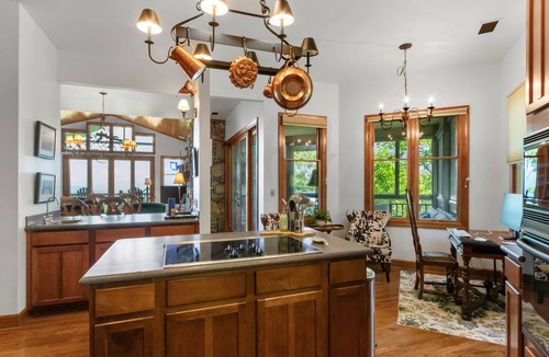 Mountain Air Villa | Majestic Mountain Views - Private Club Access