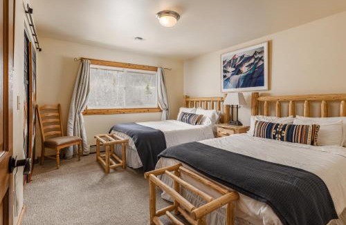 Glacier View Cabin | Majestic Valley Wilderness Lodge
