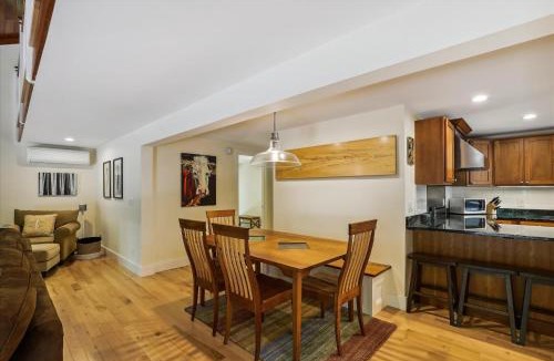 Stowe Area House | Maple House