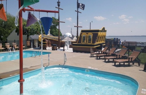 Marblehead Cottage | Marina Front 2BR Cottage #2 on Sandusky Bay — Steps from Marina, Beach & Pool