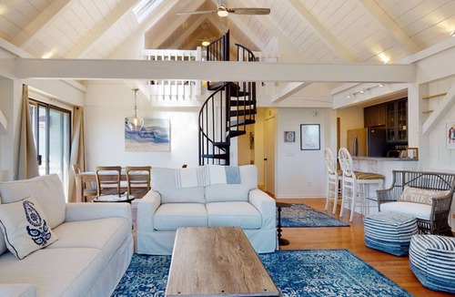 Bald Head Island Condo | Marsh + BHI Creek Views, Dog Friendly Timbercreek Upper Unit w/Pool, Kayaks, BHI Club + Golf