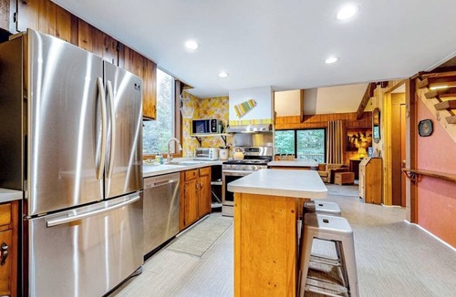 Franconia House | MCM hideaway with entertainer's deck, dog-friendly yard, Ping-Pong & WFH desks