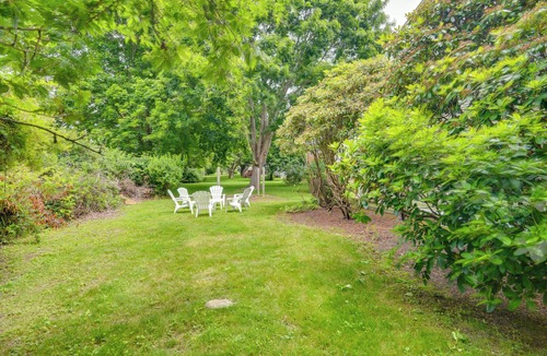 Newport East House | Middletown Vacation Rental: 2 Mi to Beach!