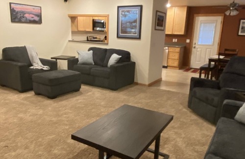 Juneau House | Midtown Hideaway-Spacious comfortable home w/firepit.