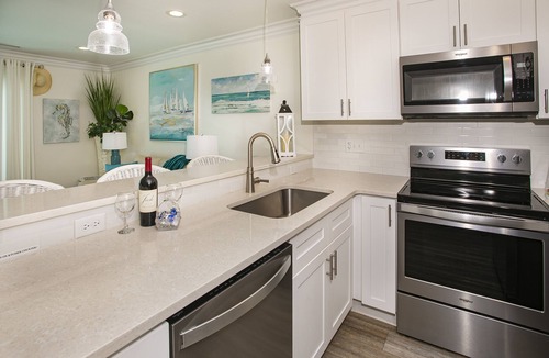 Wilmington Beach Condo | Million Dollar Oceanfront View - Pristine Condo - Top Floor - Large Deck!