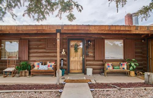 Alpine Village House | Milner Pass Cabin by StayLage