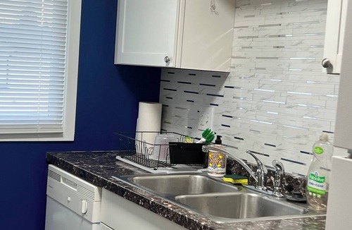 Fairview Apartment | Minutes from downtown Anchorage quiet, gorgeous two bedroom!