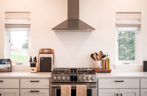 Diamond Ridge House | Misty Ridge ·Modern Home with mountain views, managed by Baycrest Lodge