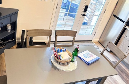 Homer Apartment | Modern and Clean 2 BR Sleeps 6 Across from Kachemak Bay - Minutes to the Spit!