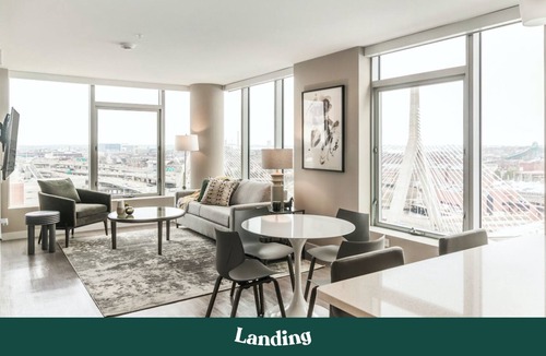 Sunbury Apartment | Modern Apartment in Prime Location (ID4158X08)
