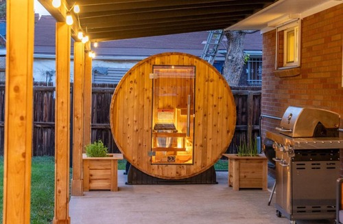 Scenic Heights House | Modern Arvada Hotspot Sauna & Games
