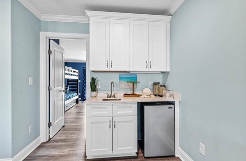 Ocean Isle Beach House | Modern Beach House: GameRoom, HeatedPool, HotTub, & TikiBar in Ocean Isle Beach