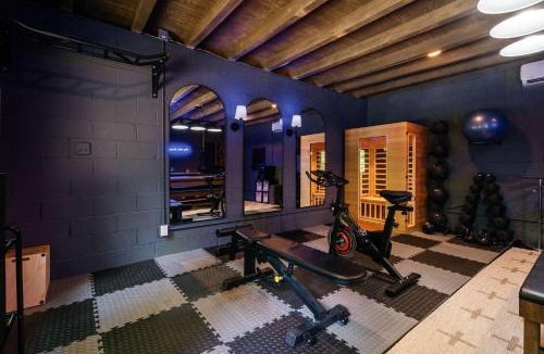 Dial House | Modern Cabin with Luxury Gym, Firepit + Game Room!