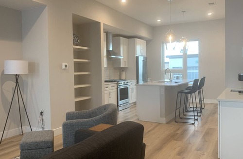 Stapleton House | "Modern Convenience: Stunning 2-BR Townhome”