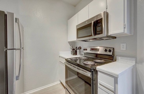 Milwood Apartment | Modern Escape Stylish 2BR