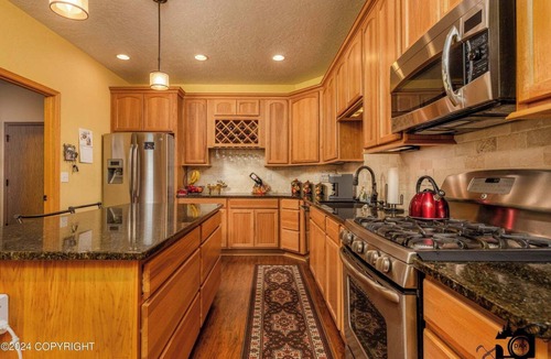 Wasilla House | Modern Lake Lucille Lakefront, Whole 5 bedroom house, Private dock & games